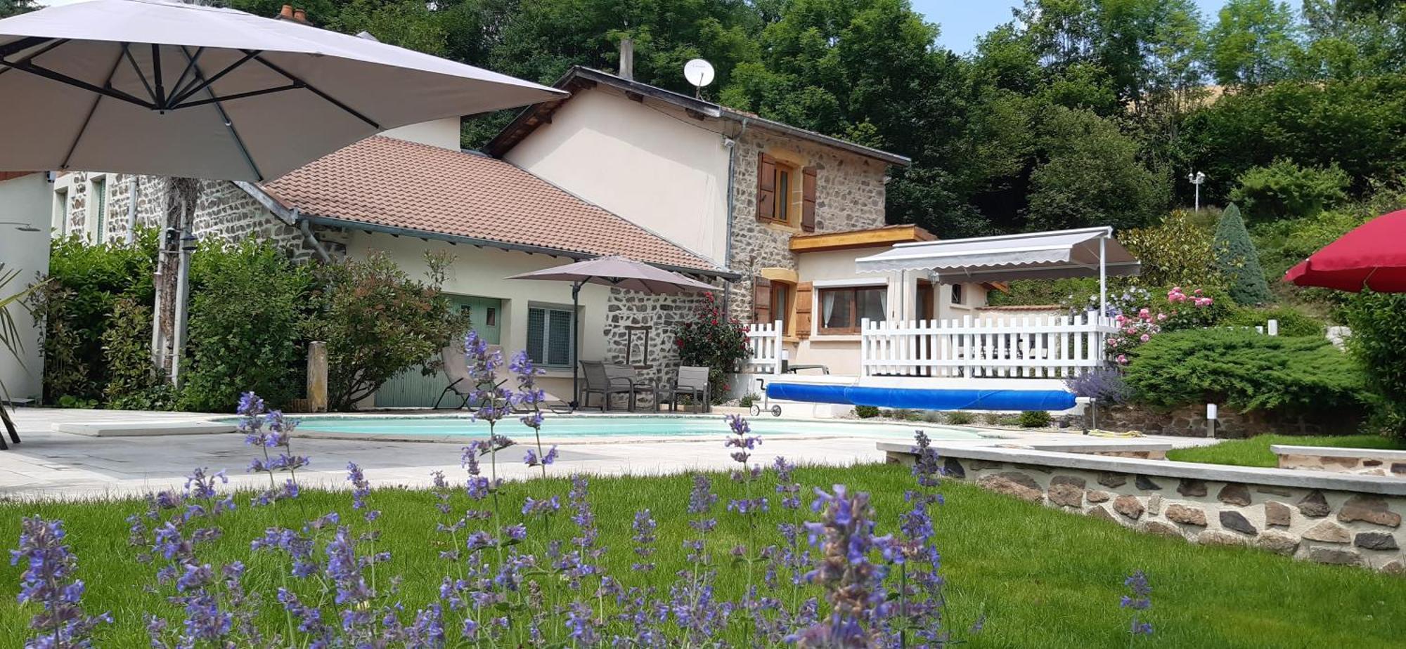 Joli Gite Rural Dans Un Havre De Paix Saint-Bonnet-le-Troncy Ngoại thất bức ảnh